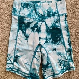 Balance athletica shorts